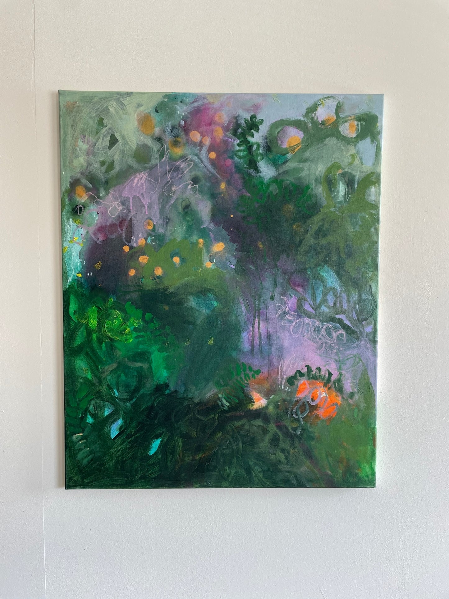 Hiivin yöllä puutarhassa